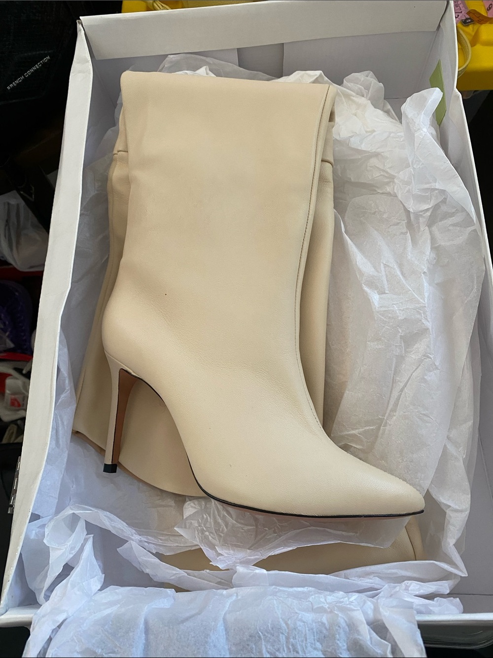 SCHUTZ Ana Maria LeatherThigh High Cream Boots- NIB! - Picture 3 of 13